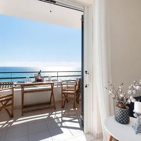 Deluxe House On The Sea Apartment *