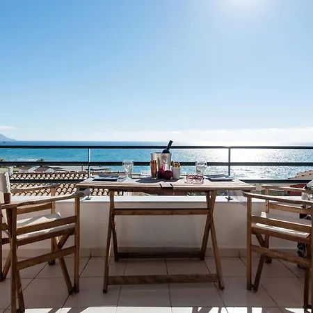 Deluxe House On The Sea
